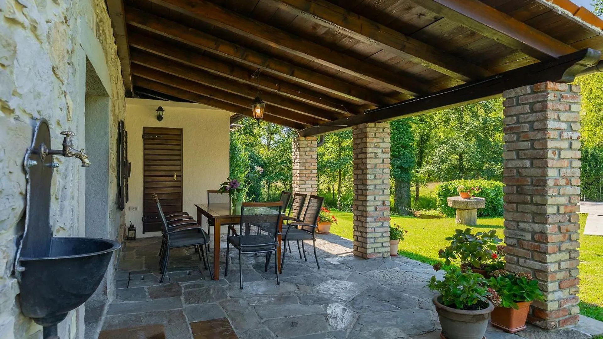 Villa Mulino Old Mill Crnica 0*,