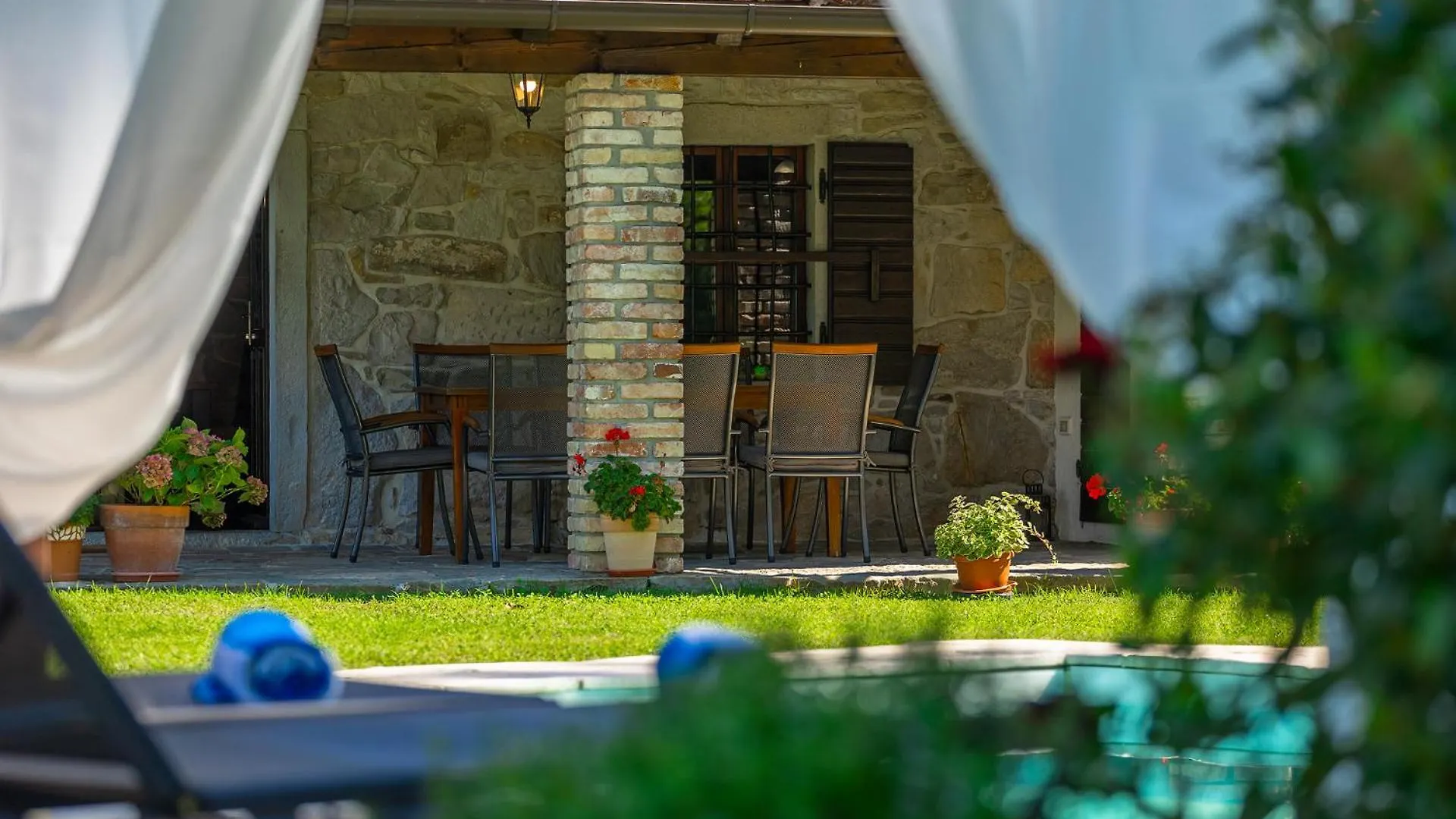 Villa Mulino Old Mill Crnica