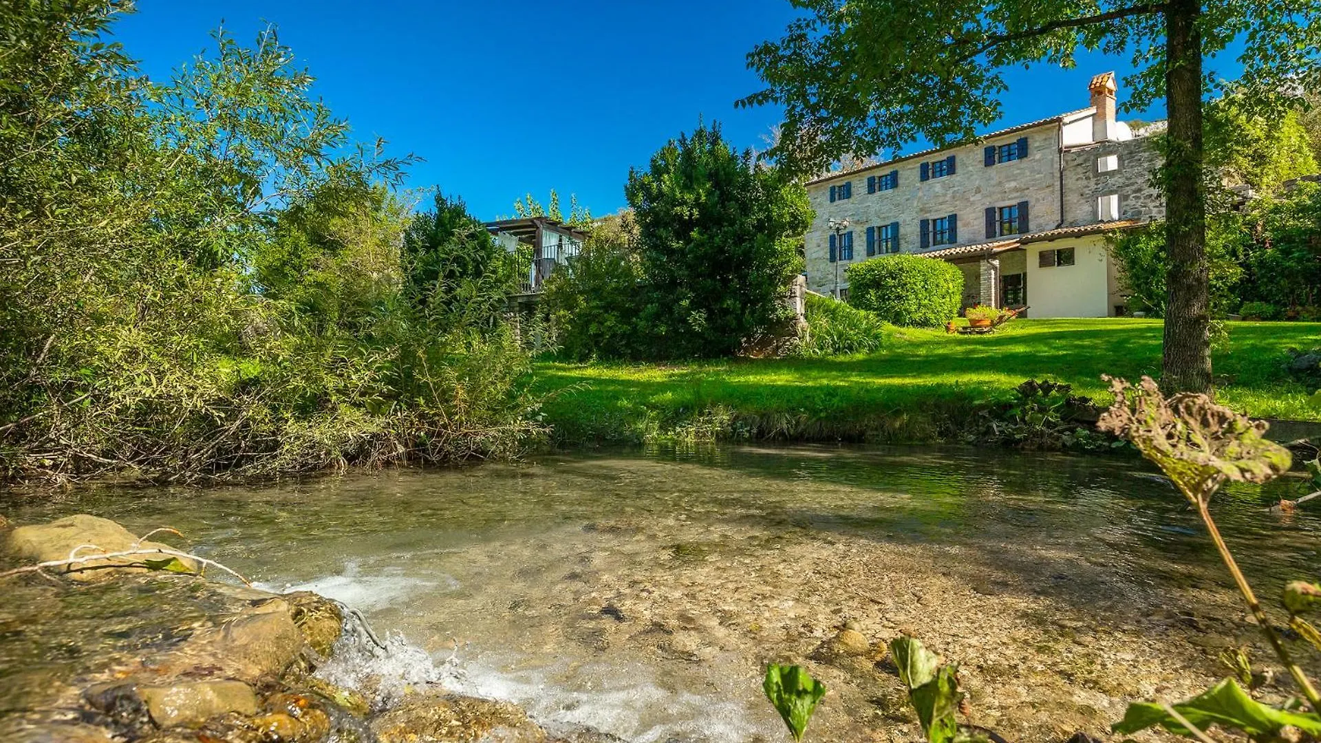 Villa Mulino Old Mill Crnica